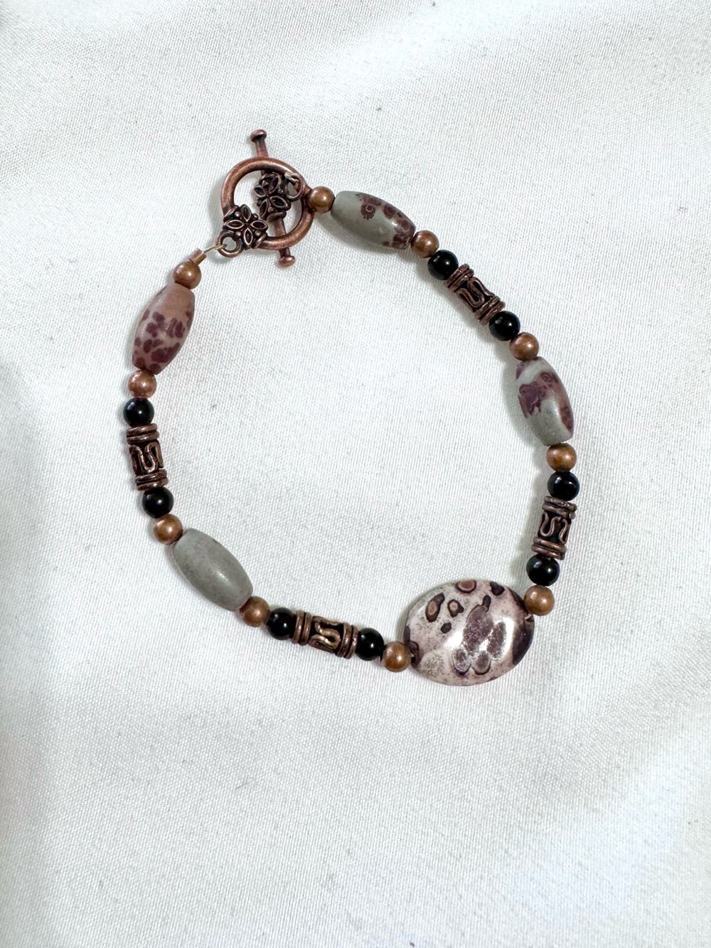 3/$8 Vintage Beaded Bracelet